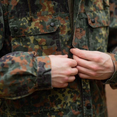 Giacche militari contro giacche civili: qual è la differenza?