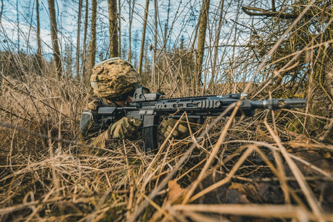 Camouflaggio tattico per Airsoft e Paintball: quale modello ti dà un vantaggio?
