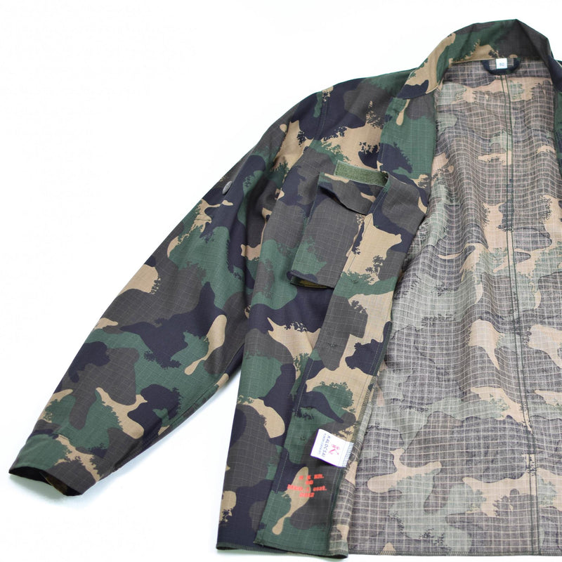 Guida camicia dell'esercito ungherese M90 ​​4 Colore camuffato a manica lunga militare nuovo