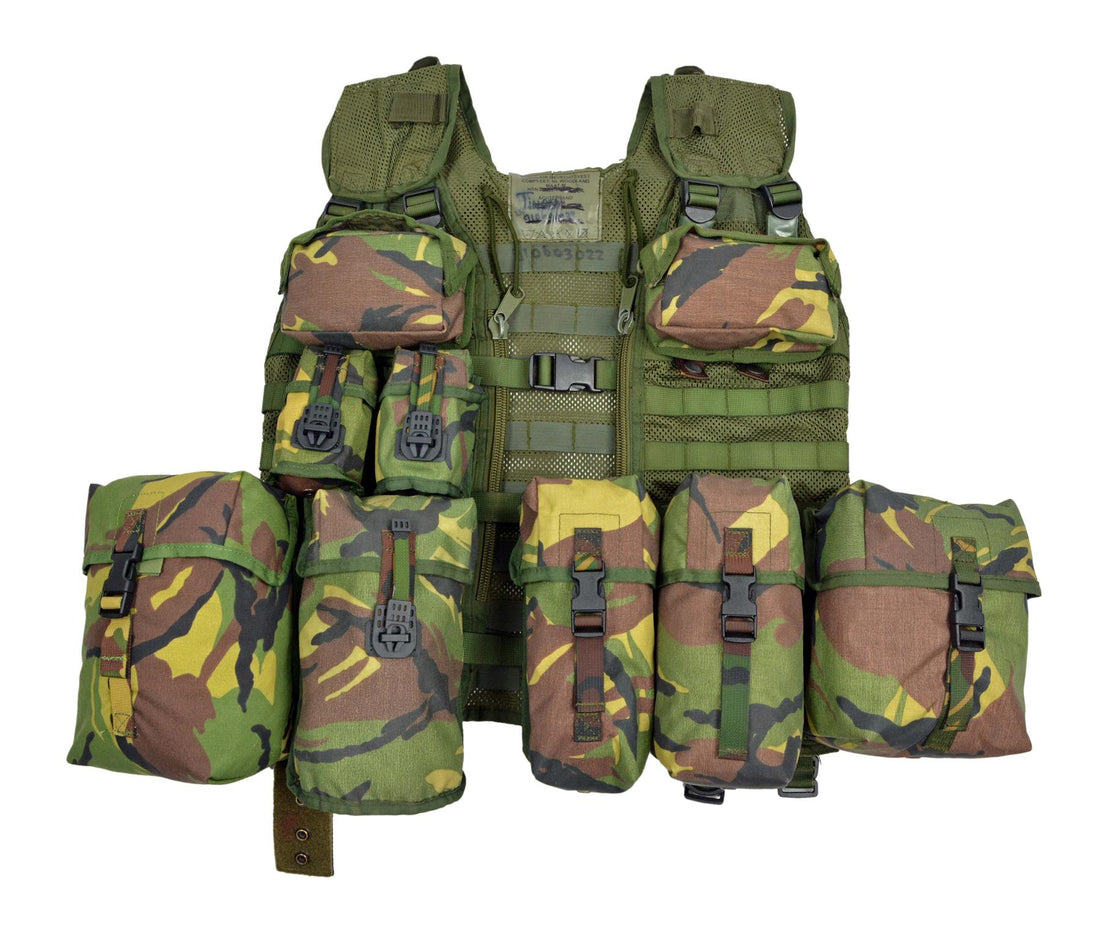 Gilet da combattimento modulare originale militare olandese con 10 tasche incluse DPM Camo