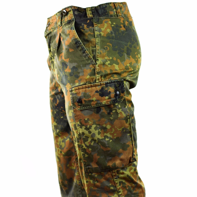 Shorts dell'esercito tedesco originale Field Fiecktarn Bermuda mimetica