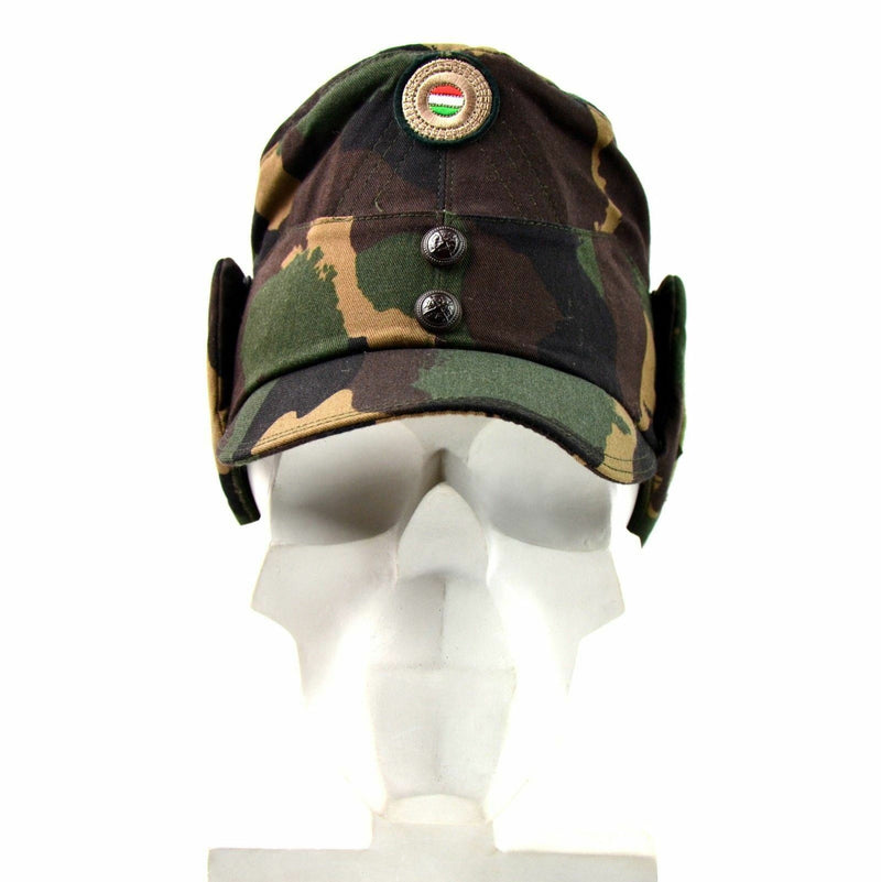 Cappello da campo militare del Cappuccio invernale mimetico ungherese con badge a colori NUOVO