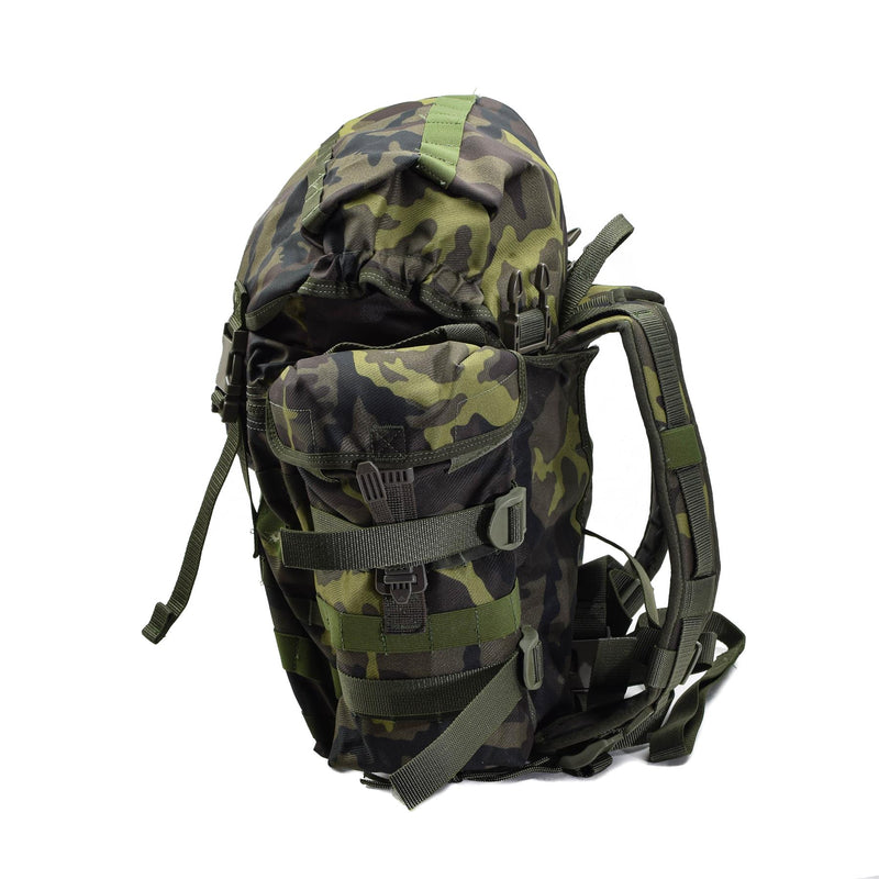 Originale Ceca Repubblica Militare MOLLE MOLLE Zittore Quick Release Woodland Camo 30L