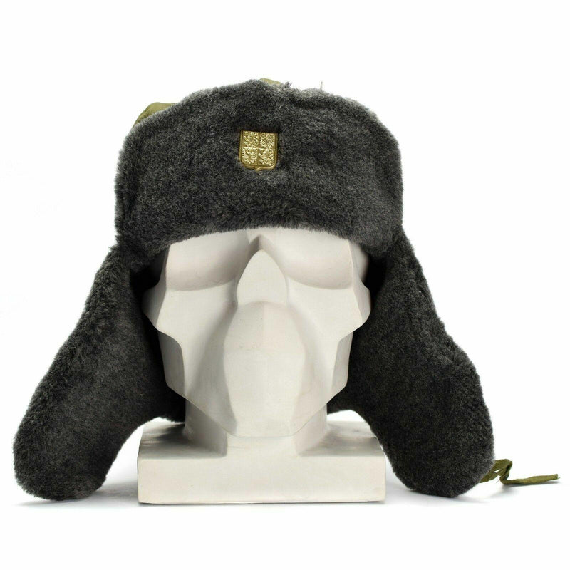 Cappello invernale militare dell'esercito ceco generoso Ushanka grigio cappello d'uliva con badge nuovo