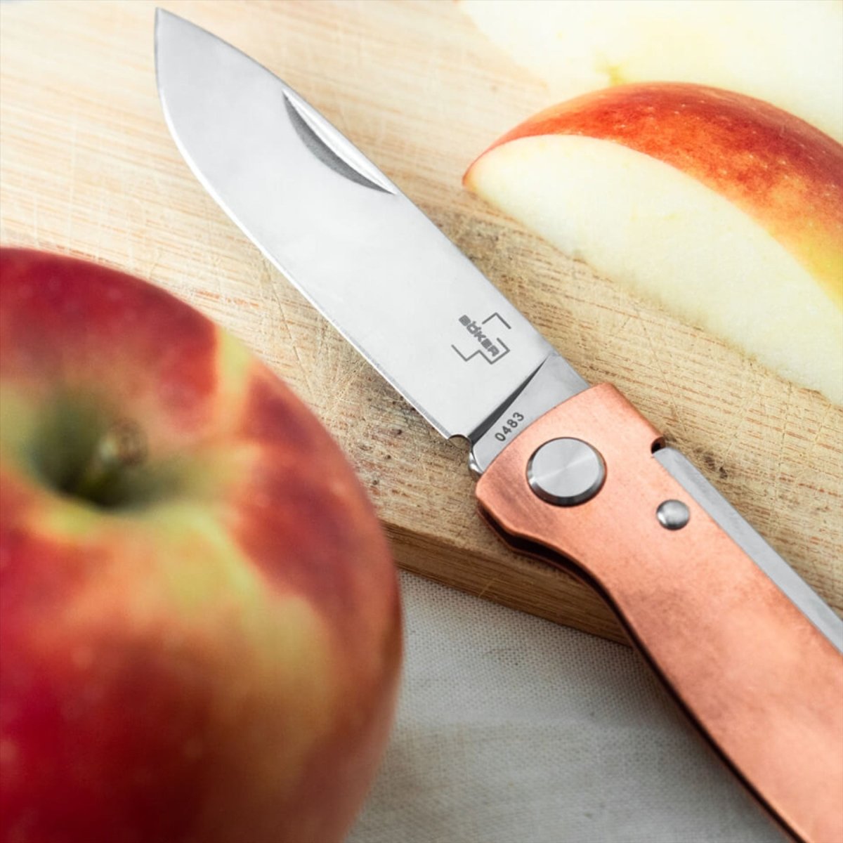 Coltello tascabile pieghevole Boker Plus Atlas 12C27 Lama in acciaio Manico in rame Bronzo