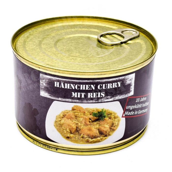 Razione di emergenza in scatola da 400 g di pollo al curry con riso, cibo per la sopravvivenza prodotto in Germania dal marchio MFH