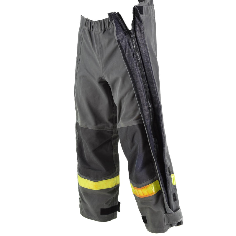 Pantaloni di protezione grigi tedeschi autentici resistenti al calore aramide bavaglino e parentesi graffe
