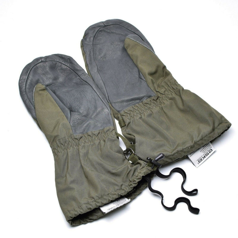 Austrian army olive GoreTex mittens with waterproof leather palms designed for cold, wet weather and military use.