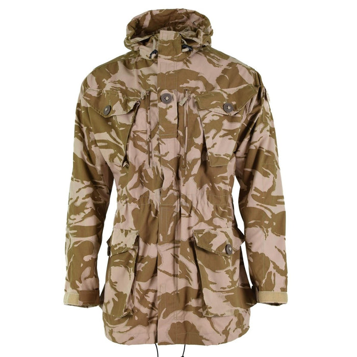 Parka antivento autentico dell'esercito britannico con mimetica desert DPM, cappuccio, tasche multiple, vita e polsini regolabili.