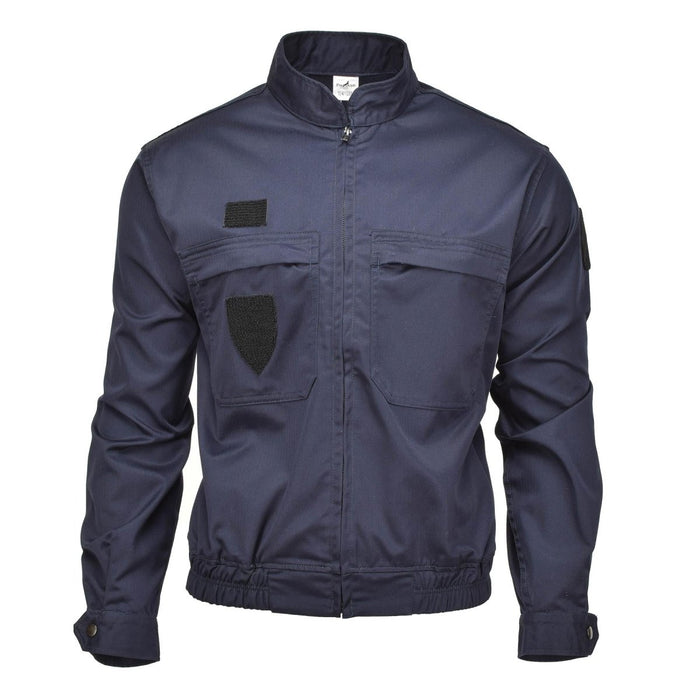 Vera giacca della polizia militare francese blu navy con cerniera frontale, tasche multiple, polsini regolabili e cintura elastica.