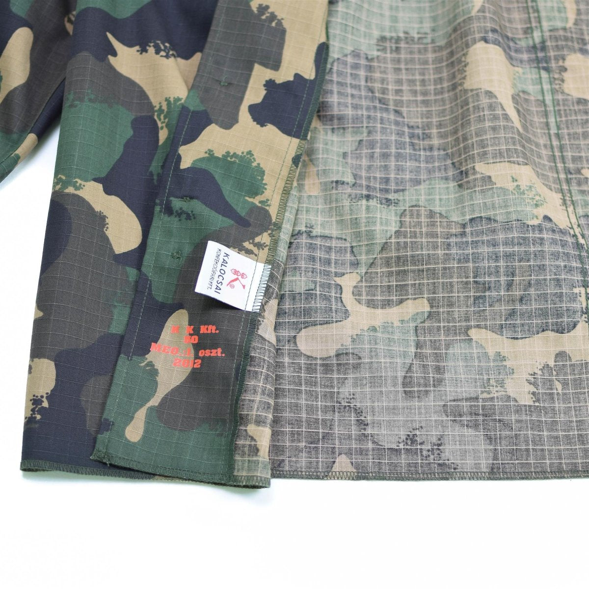 Guida camicia dell'esercito ungherese M90 ​​4 Colore camuffato a manica lunga militare nuovo