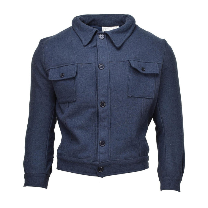 Giacca vintage in vera gabardina di lana militare italiana di colore blu con chiusura a bottoni e tasche sul petto, design robusto e durevole.