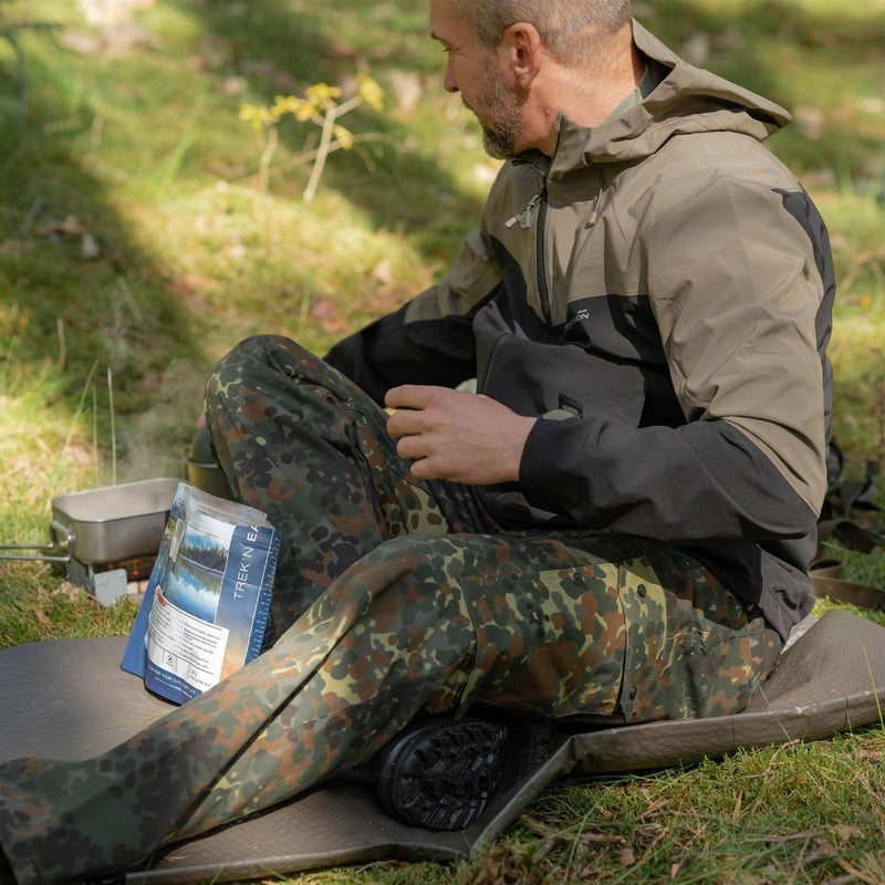 Foglio di terra dell'esercito tedesco Underlay Tarpaulin OD MILITALE IN MARIE IL TARP TARP NUOVO