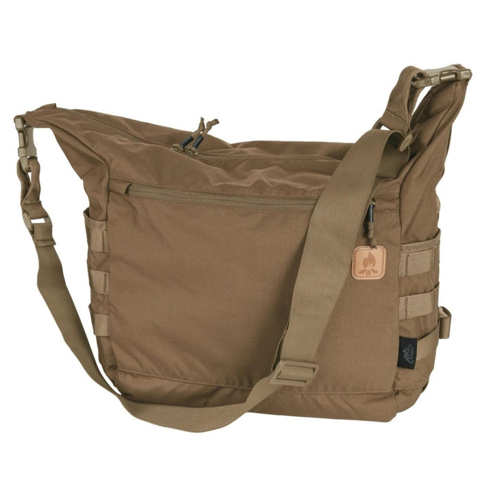 Borsa a tracolla Helikon-Tex Bushcraft Satchel marrone chiaro con pannelli MOLLE, tracolla regolabile e tasche multiple con cerniera per uso esterno