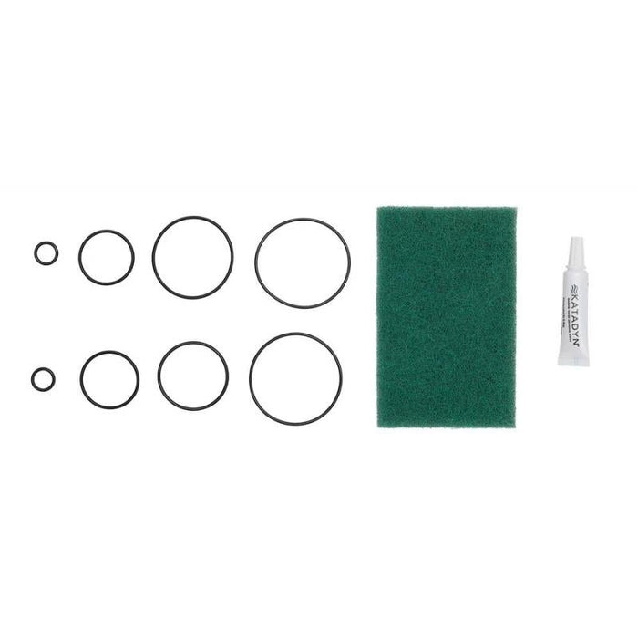 Kit di manutenzione Katadyn Combi con 8 O-ring, tubo di lubrificante al silicone e tampone di pulizia verde per la manutenzione del filtro dell'acqua.