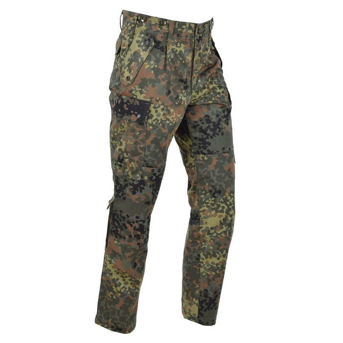 Pantaloni Leo Kohler BDU in mimetica Bundeswehr flecktarn con ginocchia rinforzate e tasche cargo per uso tattico.