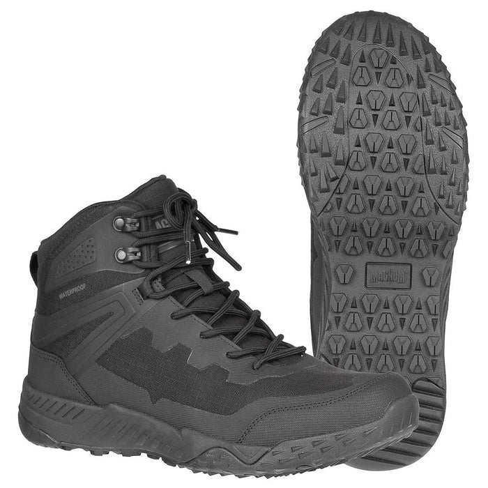 Scarponi da trekking neri impermeabili Magnum HI-TEC Ultima 6.0 con suola resistente e supporto alto imbottito per la caviglia