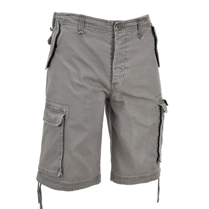 Pantaloncini cargo da paracadutista in stile militare grigi Mil-Tec con tasche multiple e passanti per cintura per uso esterno.