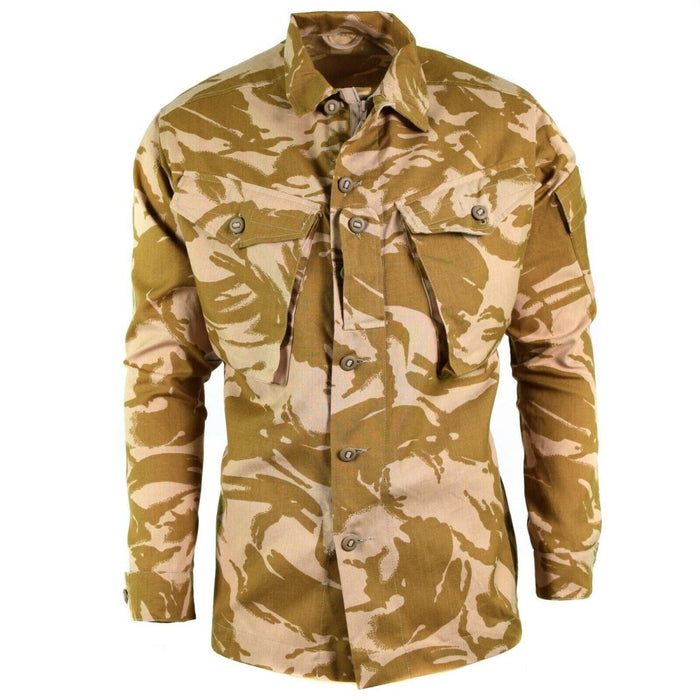 Giacca da combattimento mimetica del deserto dell'esercito britannico, misto Kermel ignifugo, leggero e durevole con tasche multiple e polsini regolabili.