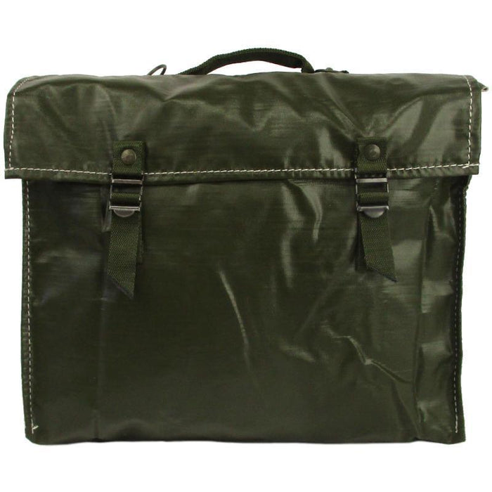 Borsa per il pane militare in vinile verde oliva originale dell'esercito ceco M85 con tracolla, design idrorepellente e durevole.