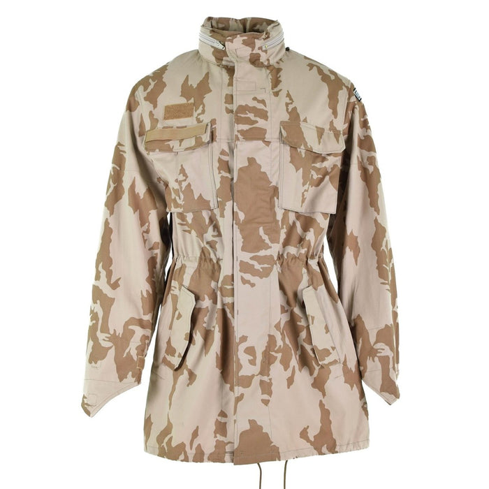 Giacca antivento parka originale dell'esercito ceco in mimetica desertica con design tattico e qualità surplus militare.
