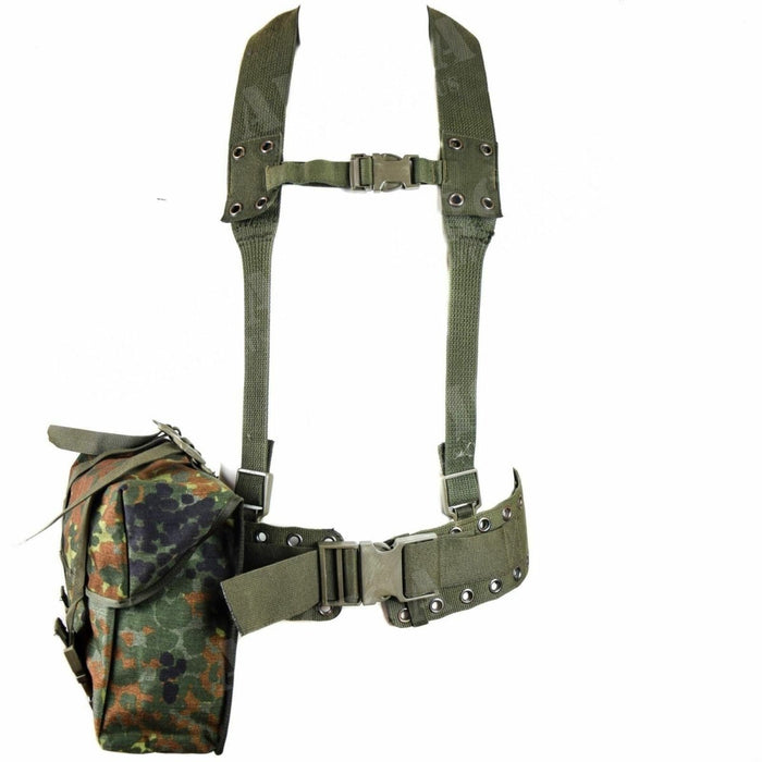Imbracatura tattica originale dell'esercito tedesco con cintura regolabile e spallacci in Flecktarn Cordura Nylon mimetico