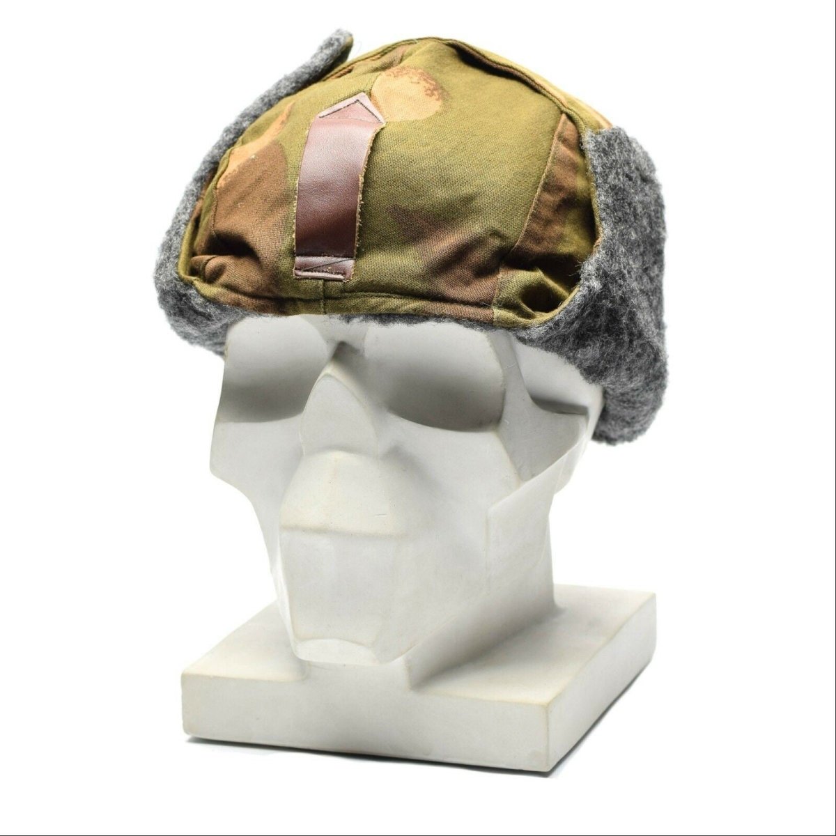 Cappello invernale originale dell'esercito ungherese da paracadutista militare