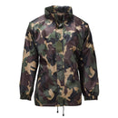 Giacca impermeabile militare originale ungherese con cappuccio arrotolabile e patta con bottoni M93 Camo in resistente stile militare in eccedenza da campeggio