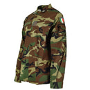 Lightweight Original Italy military combat jacket in woodland camo with patch, multiple pockets, and adjustable cuffs.