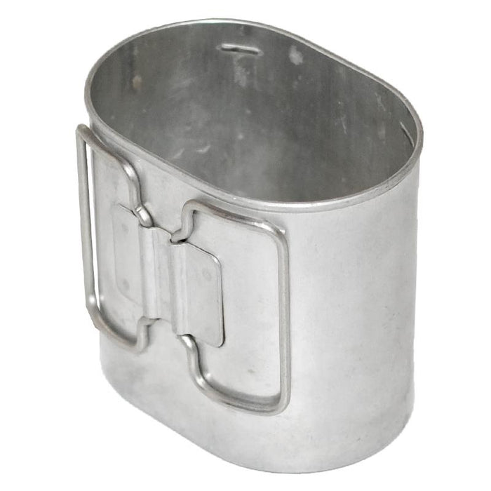 Tazza da pasticcio con manico a farfalla in alluminio vintage dell'esercito svizzero per set da mensa militare in eccedenza da campeggio o per uso esterno