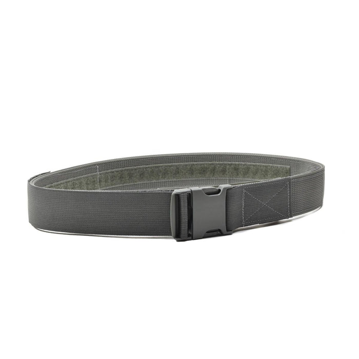 Cintura tattica verde fogliame con fibbia a sgancio rapido ITW Nexus e chiusura in velcro per un'usura sicura e duratura.