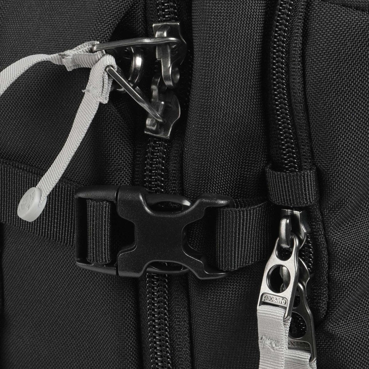 PACSAFE GO 34L VACHE TRAVE TRAVET CORRENDO ON ANTIT FUTO RPET zipper bloccanti neri