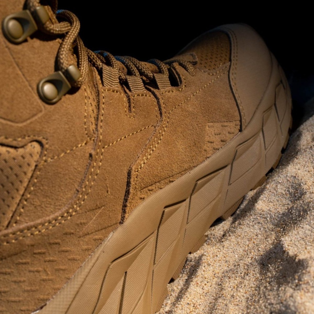 Stivali Pentagon Horizon Desert Trekking 6 leggeri e traspiranti in pelle scamosciata Coyote