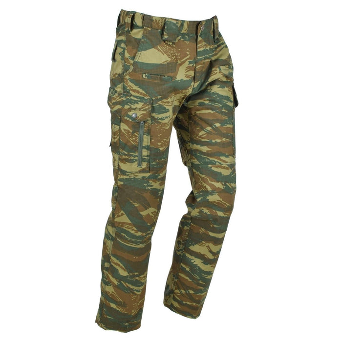 Pantaloni mimetici lucertola in stile militare Pentagon Ranger 2.0 con tessuto ripstop, seduta rinforzata e tasche multiple per una maggiore durata.