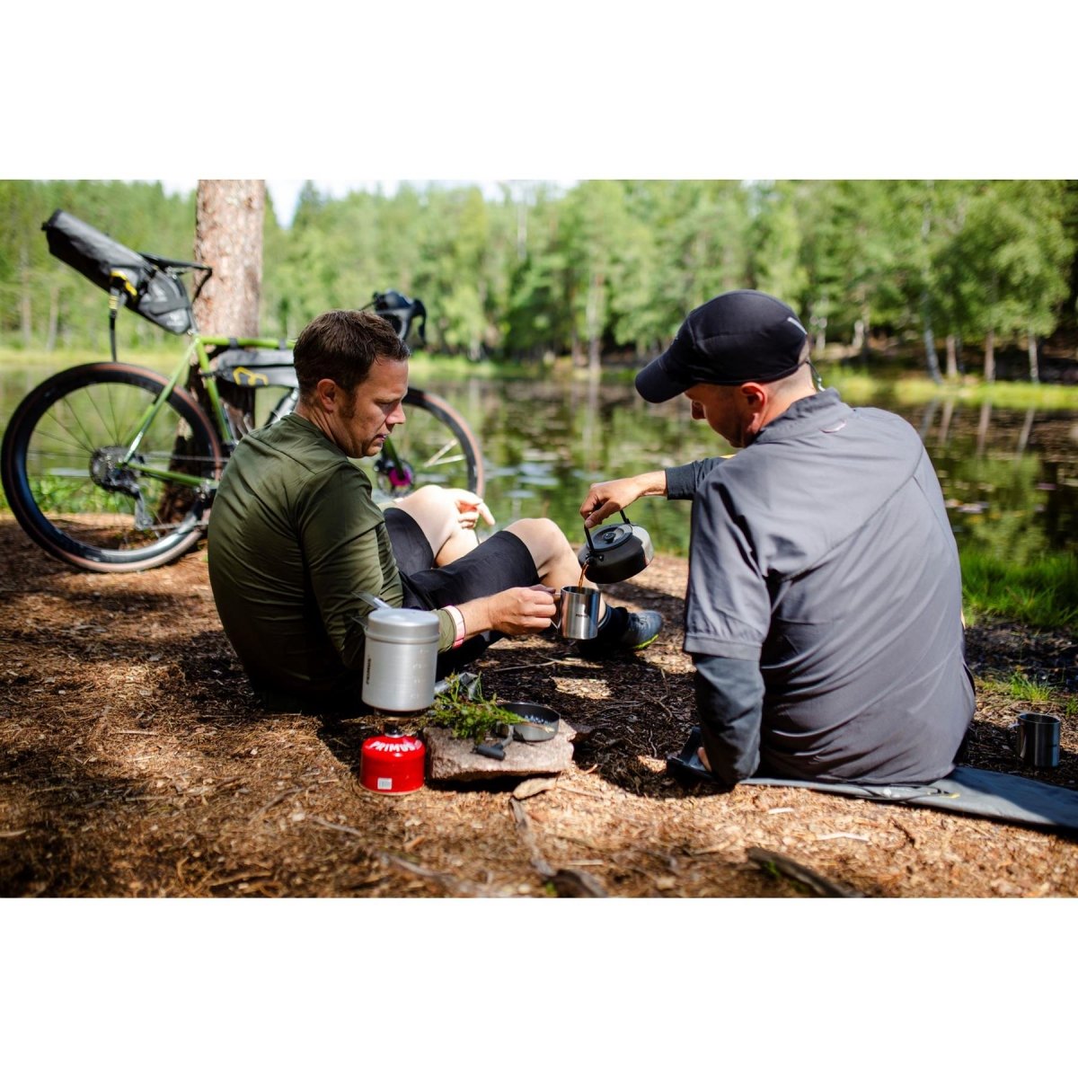 Primus Litech Kettle 0.9L Lightweight Anedized Camping Excuking Water Riscaldamento