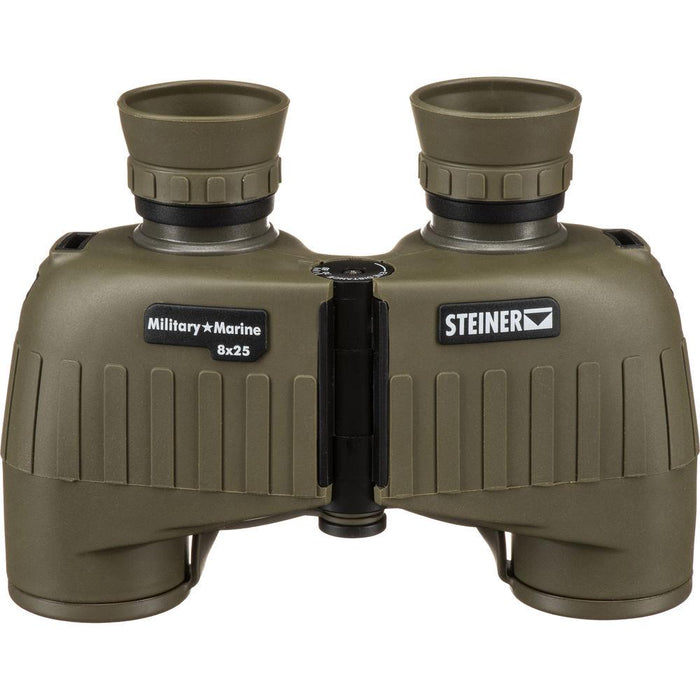 Binocolo Steiner Military Marine 8x25 oliva robusto con messa a fuoco automatica progettato per uso esterno e marino.