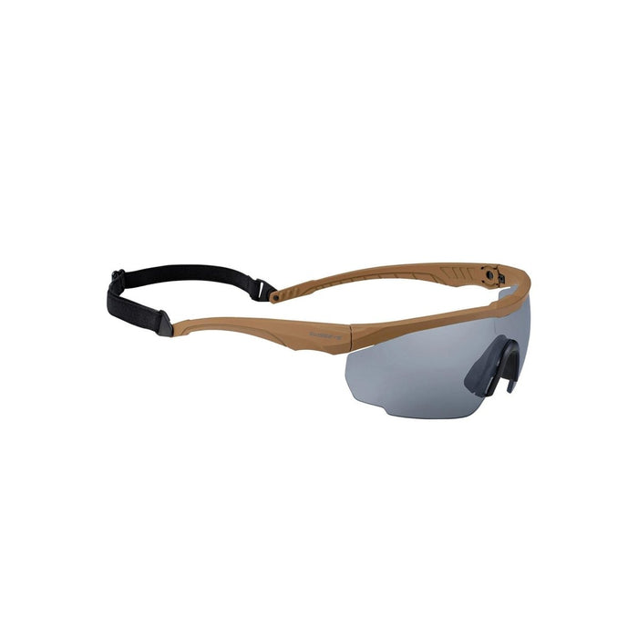 Occhiali di sicurezza SWISS EYE di livello militare con aste regolabili, lenti antigraffio, protezione UV e cinturino di sicurezza.